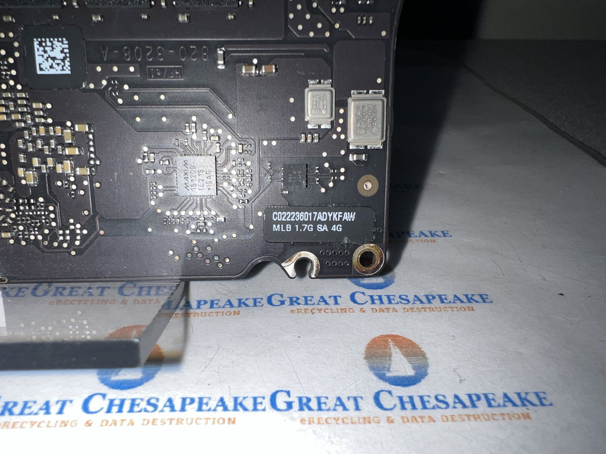Apple 820-3208-A MacBook Air 11" A1465 2012 i5 1.7GHz 4GB Logic Board For Parts.