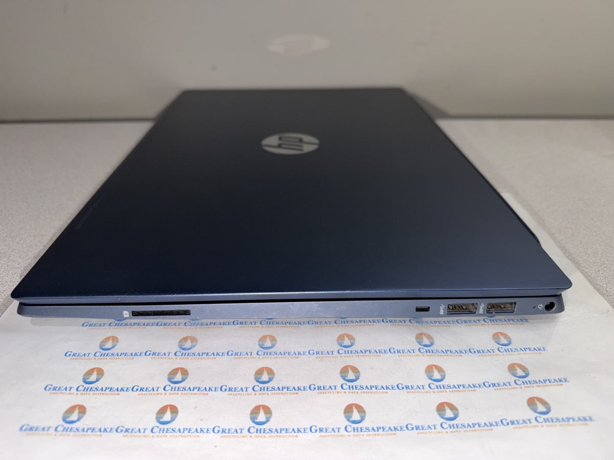 HP 15-cs2073cl Pavilion i7-8565U 256GB SSD 16GB Ram Win11Pro 1920x1080 w/Charger