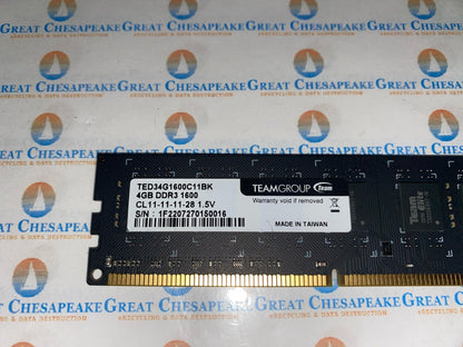 TEAMGROUP TED34G1600C11BK 4GB DDR3-1600 desktop memory module