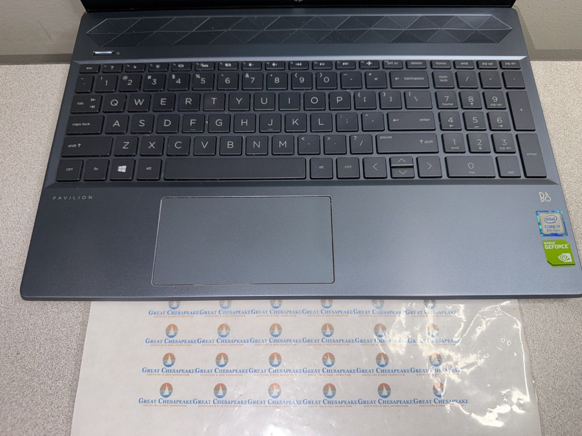 HP 15-cs2073cl Pavilion i7-8565U 256GB SSD 16GB Ram Win11Pro 1920x1080 w/Charger